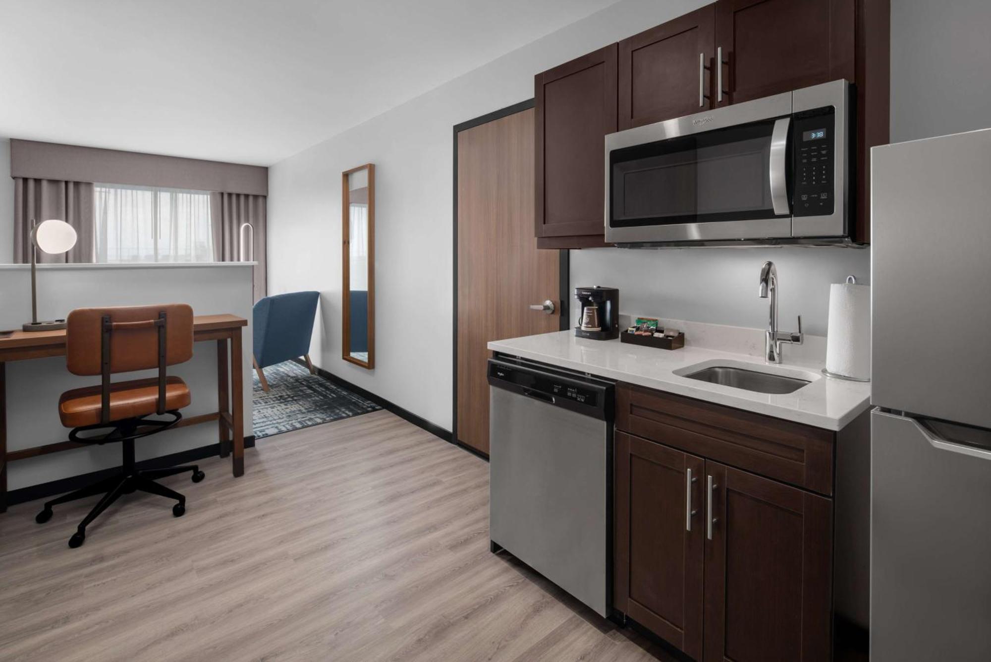 Homewood Suites By Hilton Charlotte Uptown First Ward Exterior foto